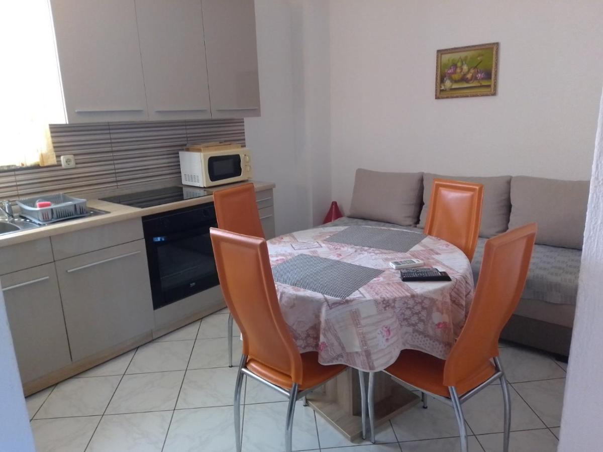 Apartments Dragica Πόρετς Εξωτερικό φωτογραφία
