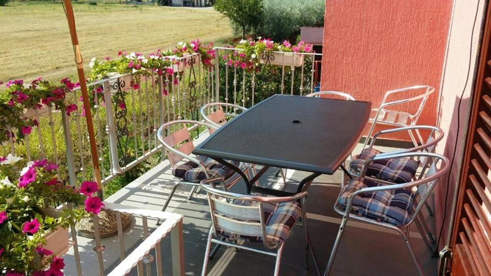 Apartments Dragica Πόρετς Εξωτερικό φωτογραφία
