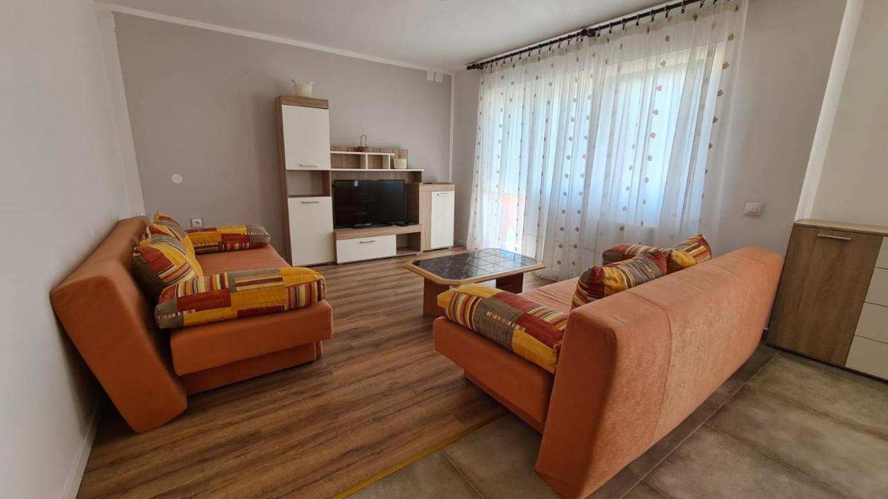 Apartments Dragica Πόρετς Εξωτερικό φωτογραφία