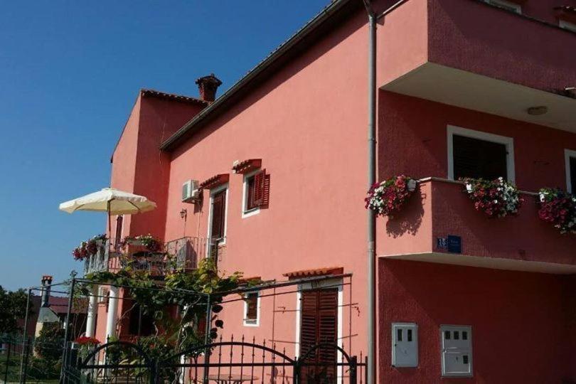 Apartments Dragica Πόρετς Εξωτερικό φωτογραφία