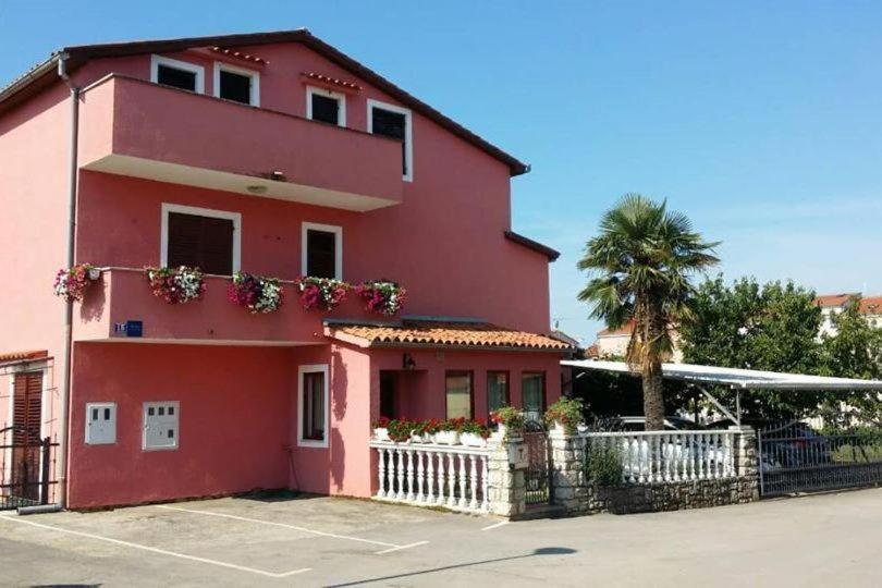 Apartments Dragica Πόρετς Εξωτερικό φωτογραφία