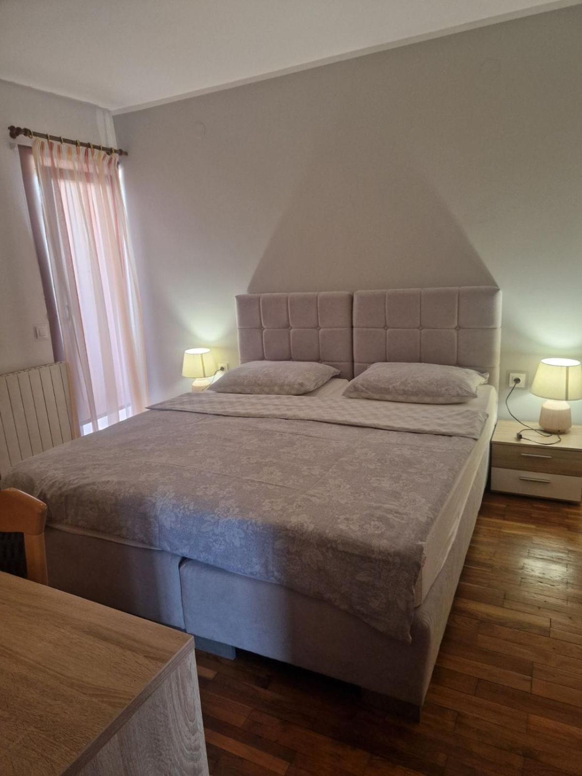 Apartments Dragica Πόρετς Εξωτερικό φωτογραφία